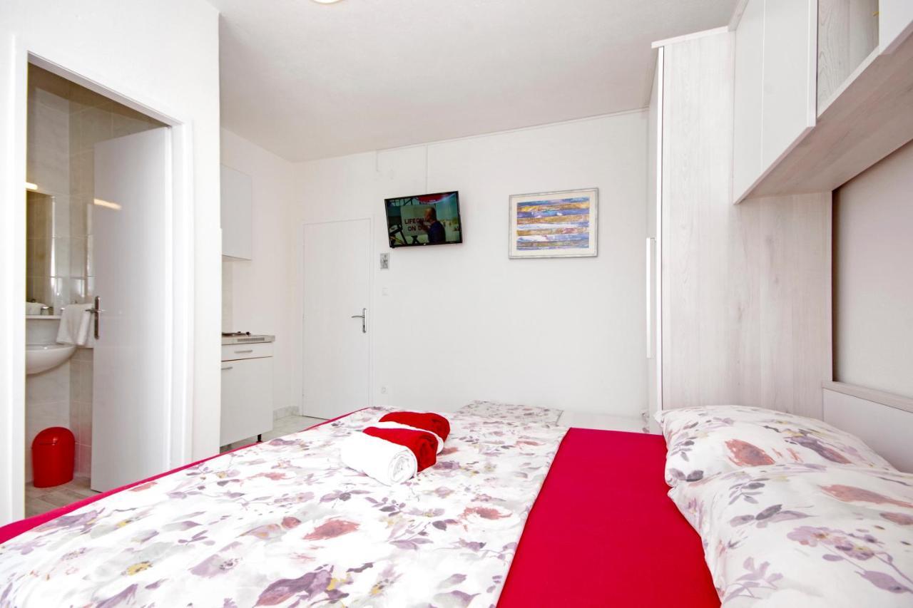 Apartmani Tomas Tucepi Exterior photo